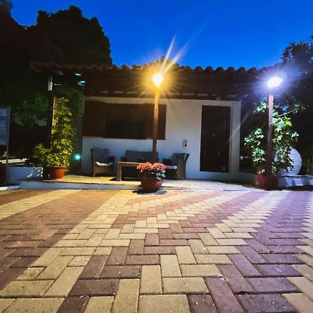 מגלי אמוס Spitaki Guest House מראה חיצוני תמונה