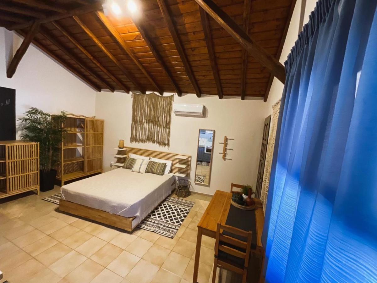 מגלי אמוס Spitaki Guest House מראה חיצוני תמונה