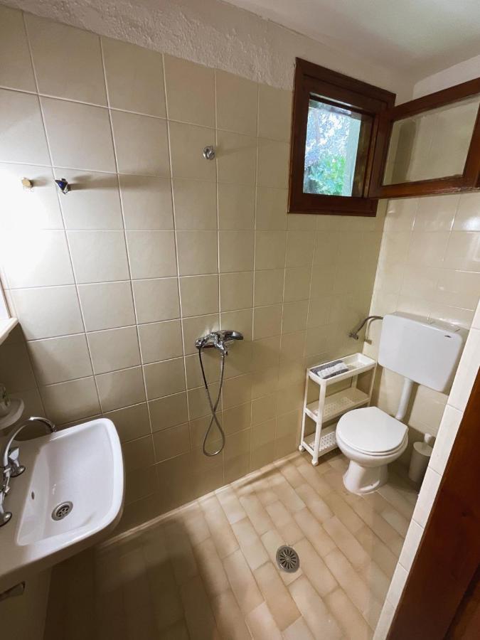 מגלי אמוס Spitaki Guest House מראה חיצוני תמונה